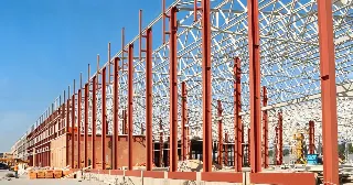 Ağır Çelik Yapılar: Fabrika, Depo ve Endüstriyel Tesis Çözümleri